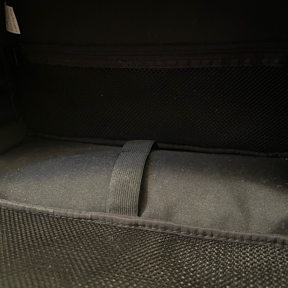 Cute Vintage Roxy Hearts Make Up Case - Picture 8 of 8